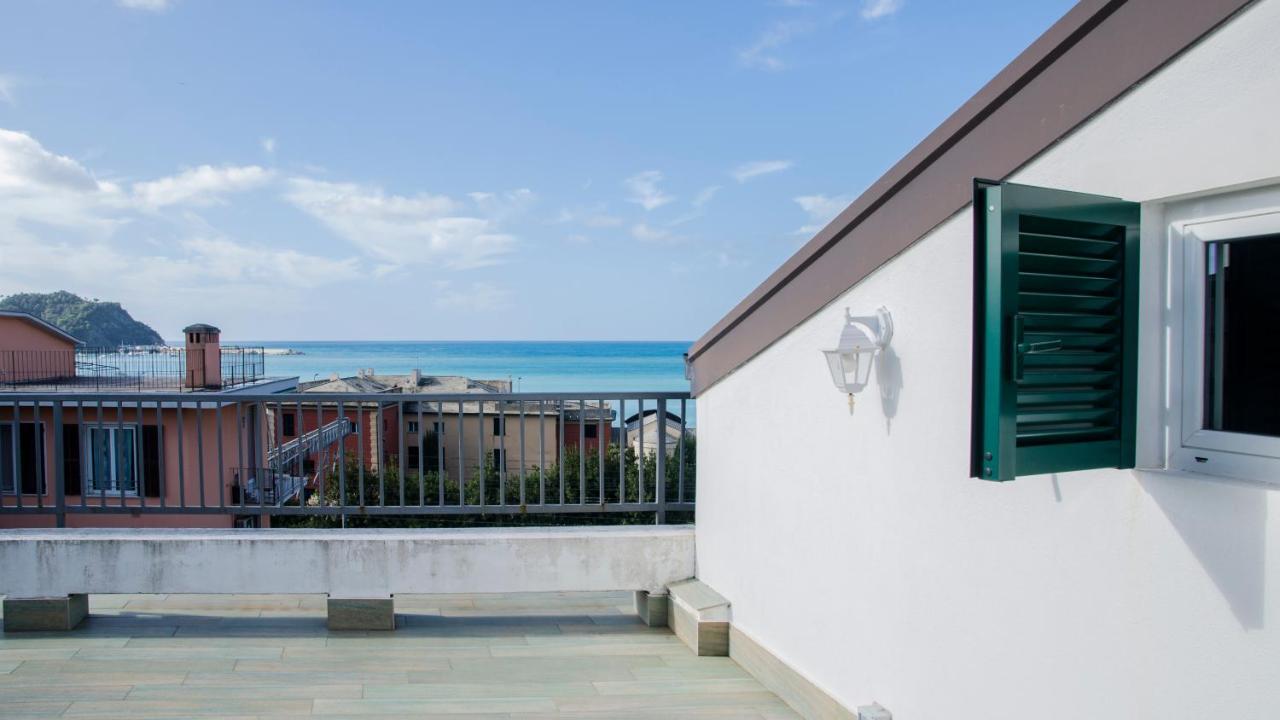009 - Attico Sant'Anna Vista Mare 150M Dalla Spiaggia Con Terrazza Privata Leilighet Sestri Levante Eksteriør bilde
