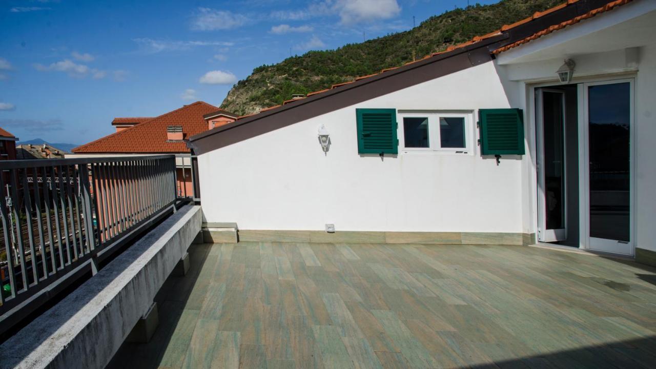 009 - Attico Sant'Anna Vista Mare 150M Dalla Spiaggia Con Terrazza Privata Leilighet Sestri Levante Eksteriør bilde